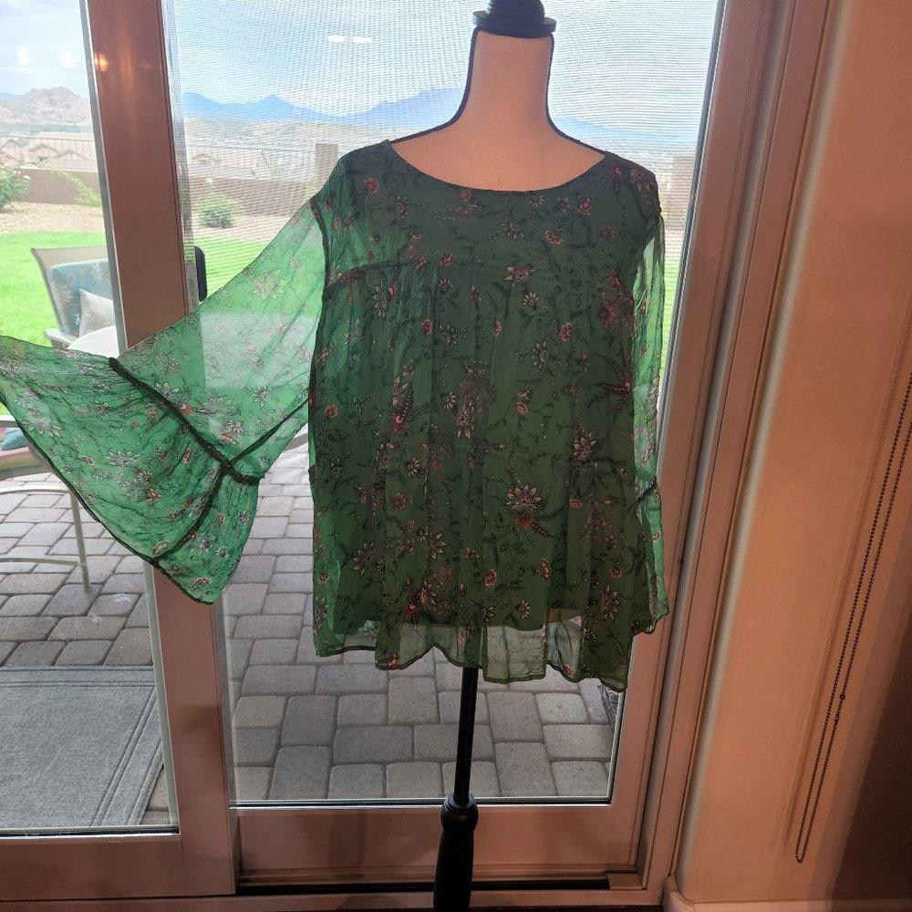 Sundance Blouse... green elegance. Great blouse for ST Patrick's Day!